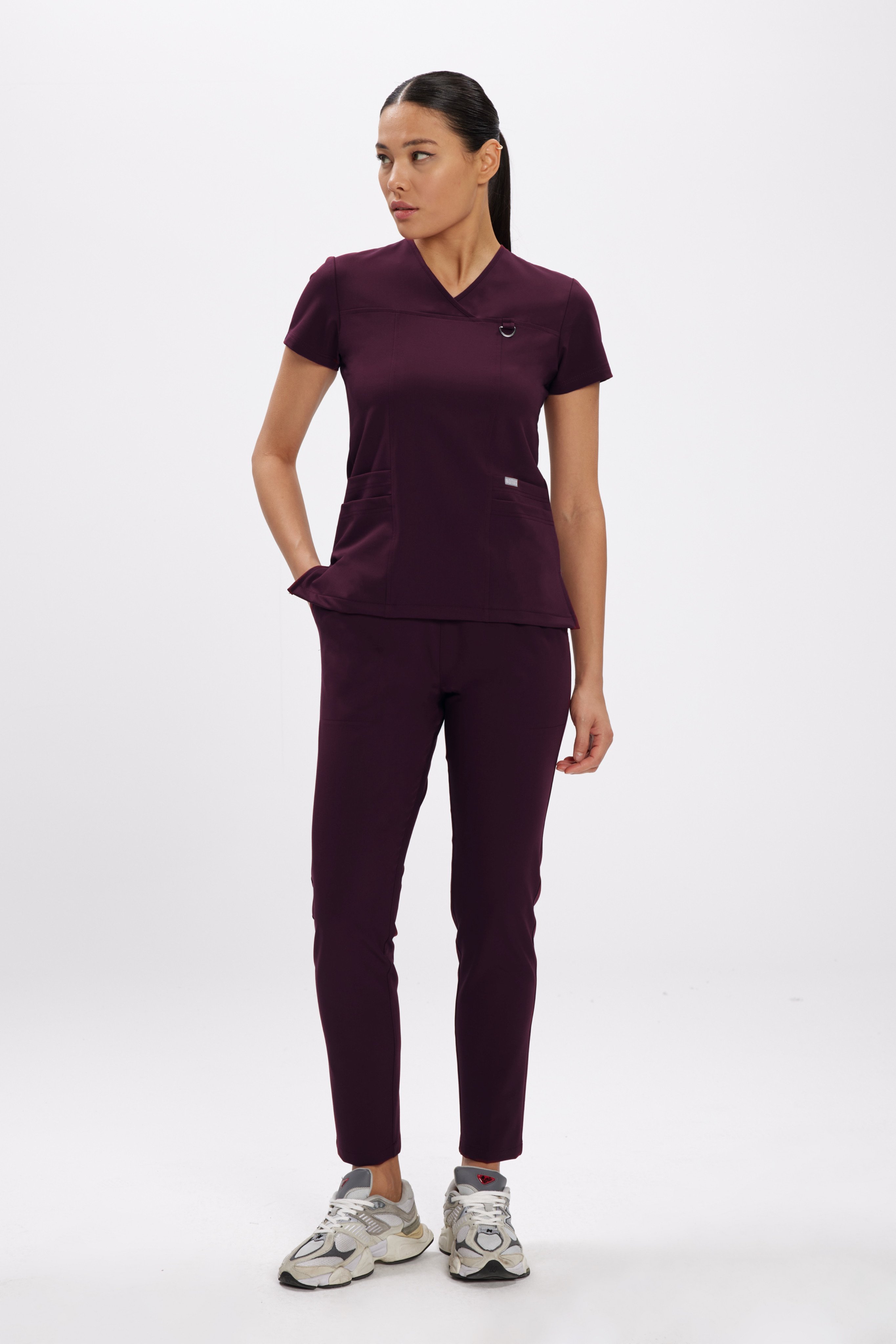 L I S B O N - Mürdüm Kadın Üniforma Takım