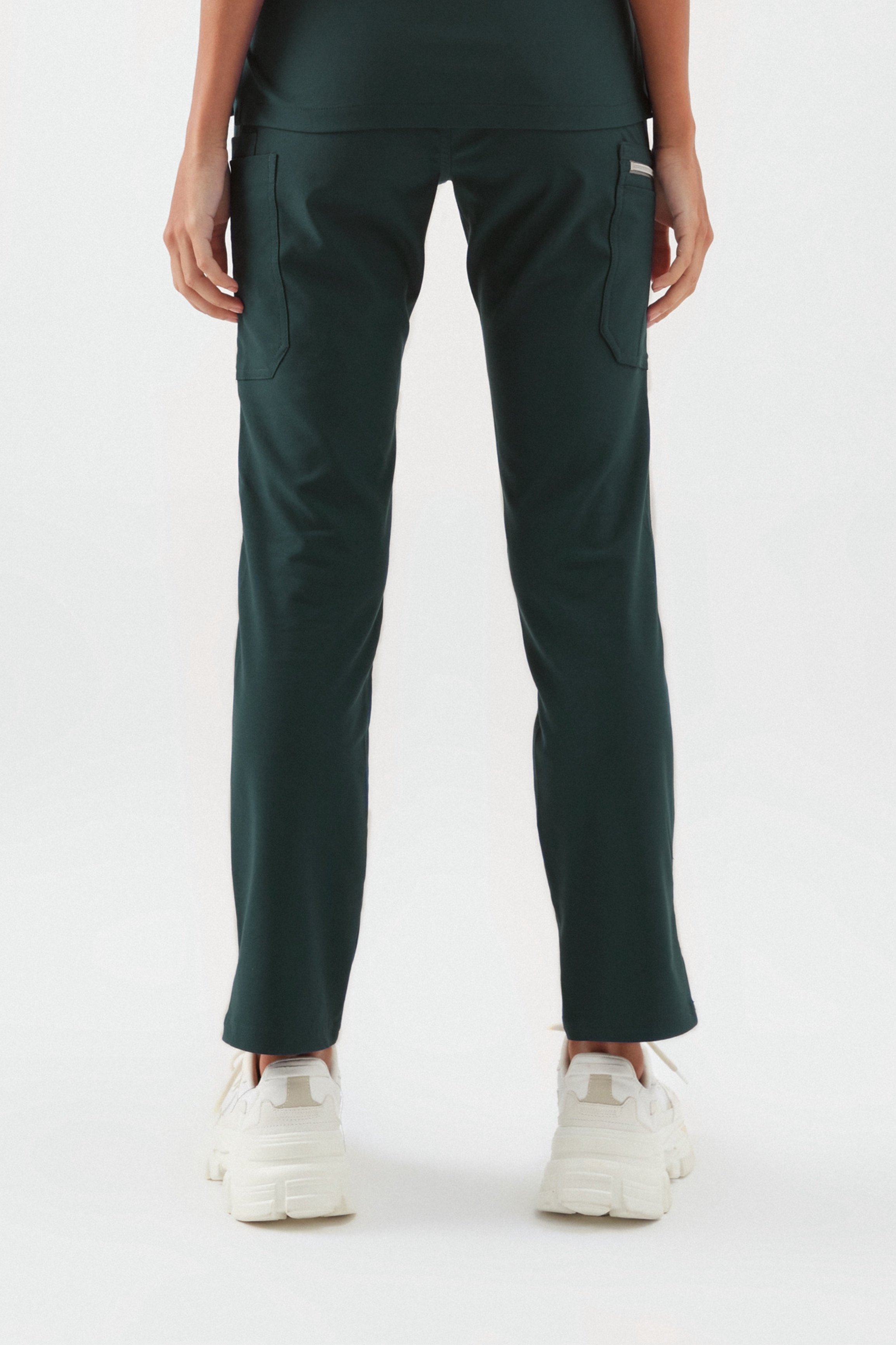 A L L N A T T - Zümrüt Yeşili Kadın Üniforma Alt