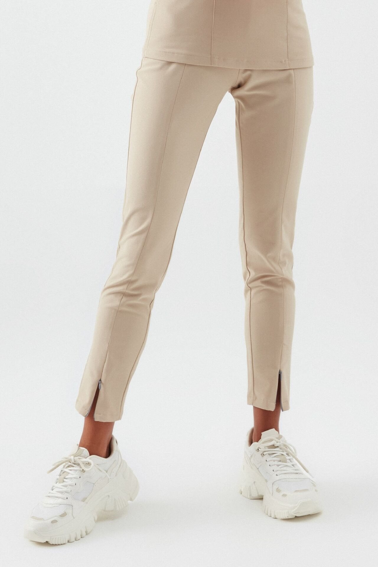 T I F F A N Y - Bej Kadın Üniforma Alt