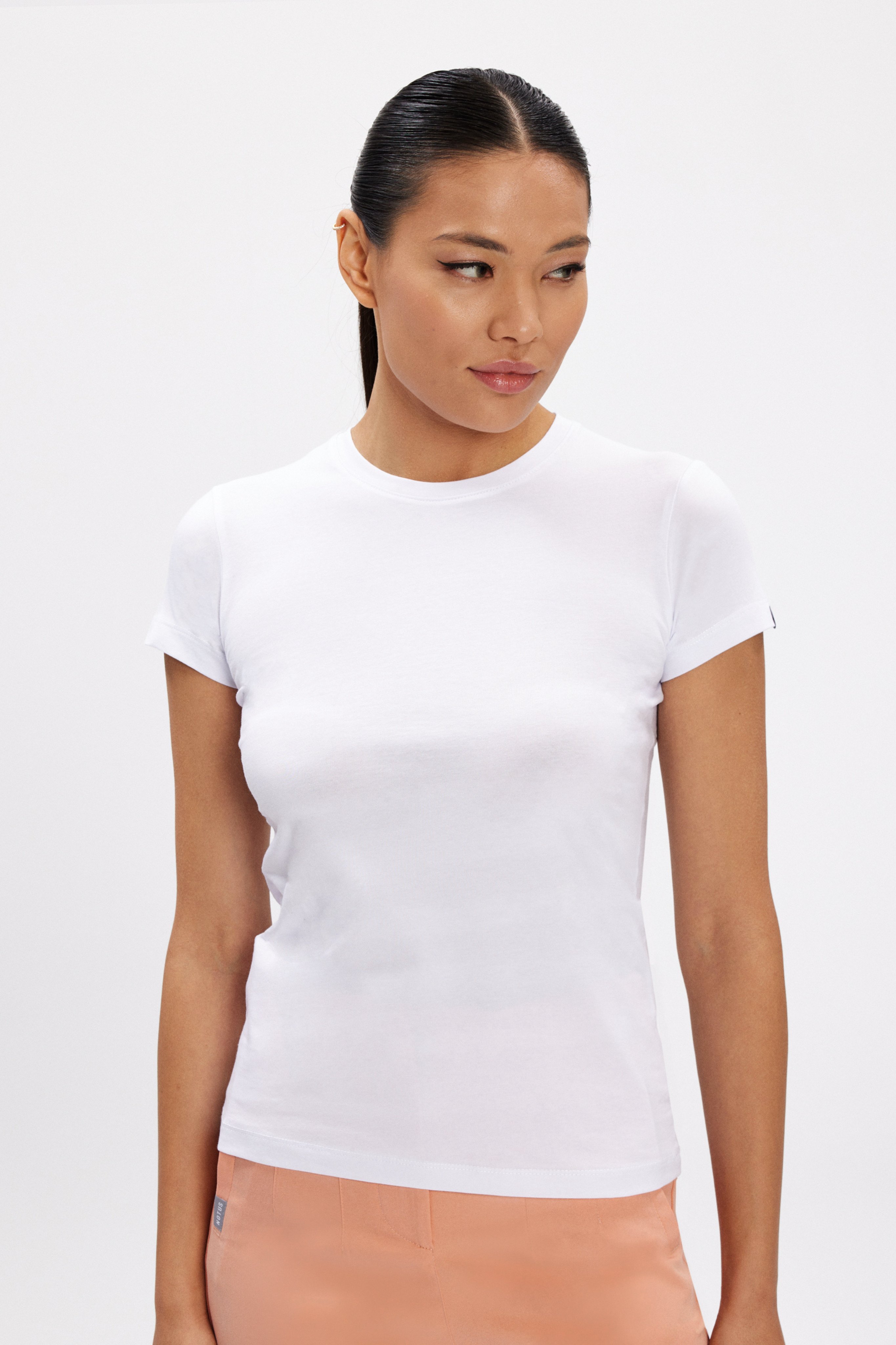 Kadın Beyaz Kısa Kollu Basic T-Shirt