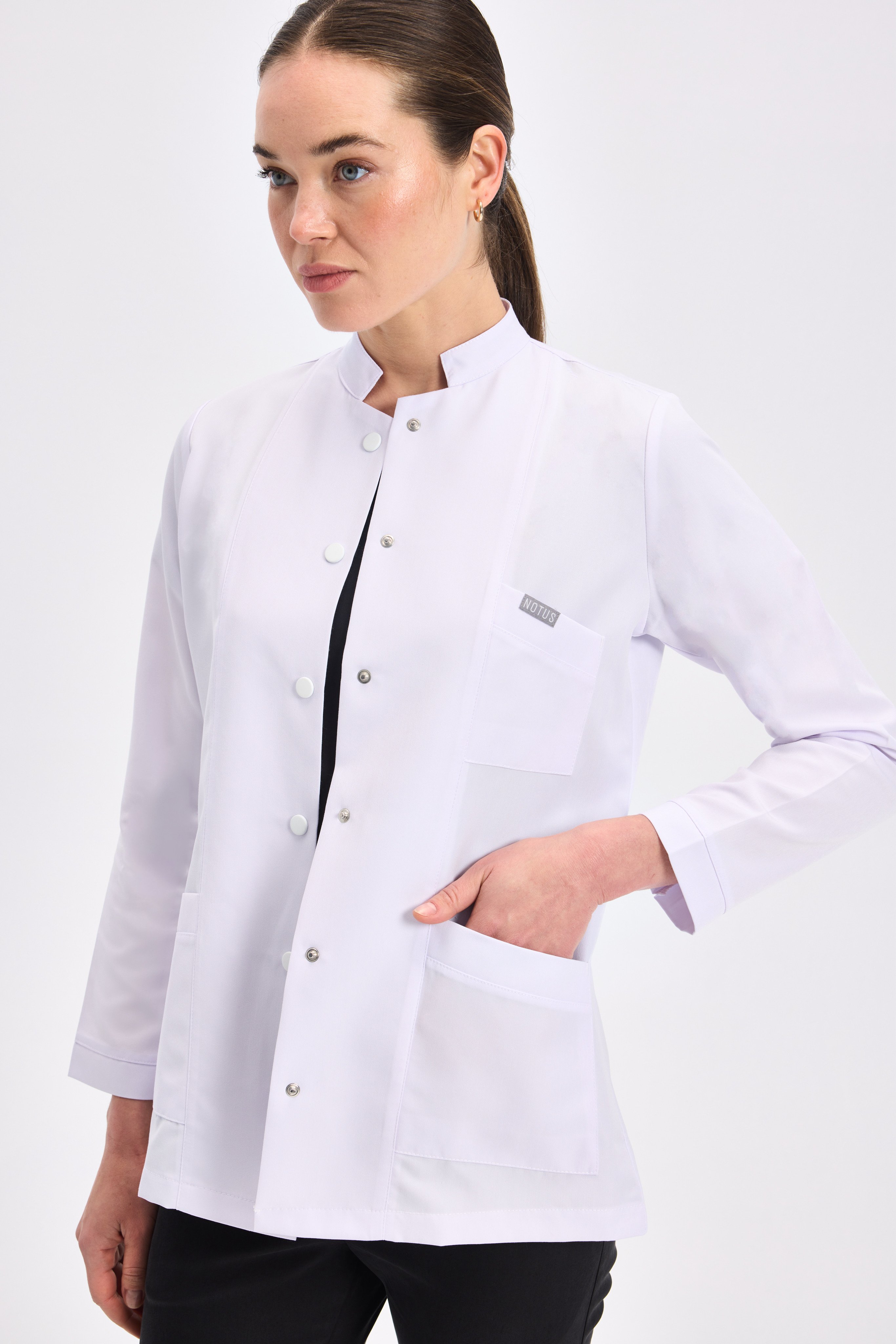 KISA BOY HAKİM YAKA KADIN ÖNLÜK