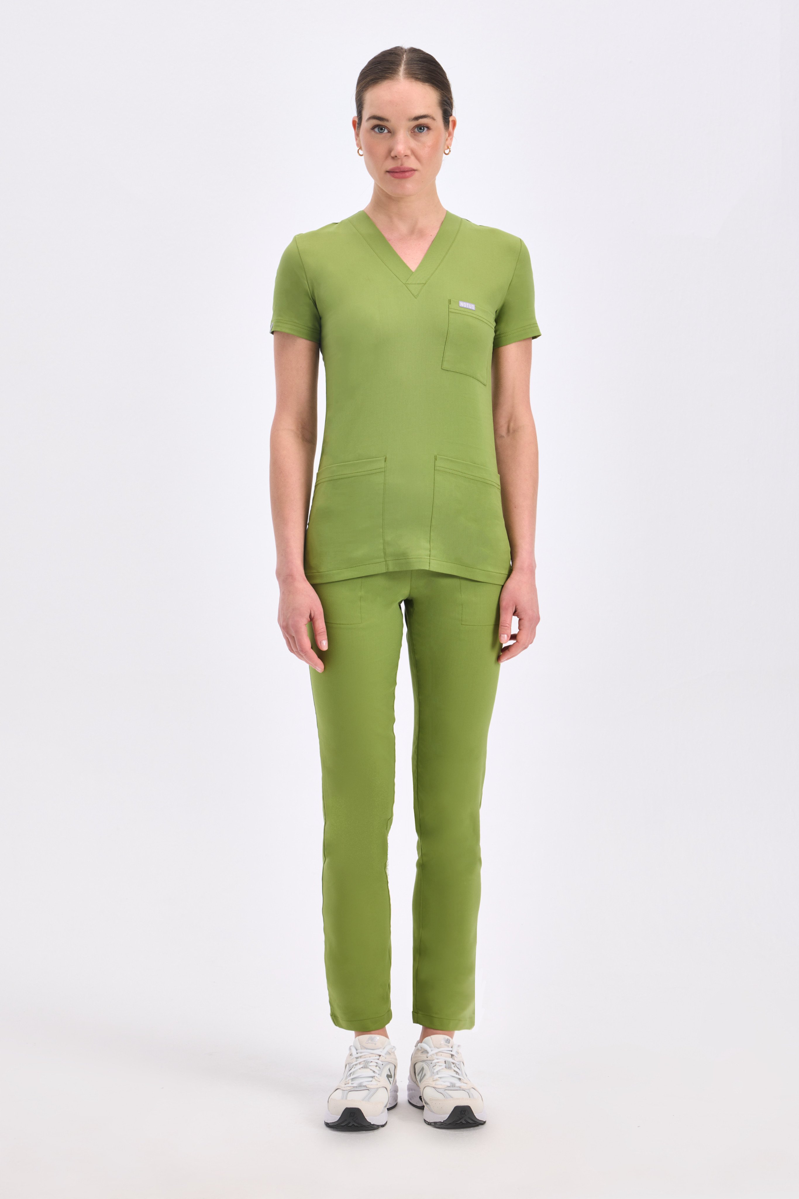 Grasshopper Klasik Kadın Üniforma Takım